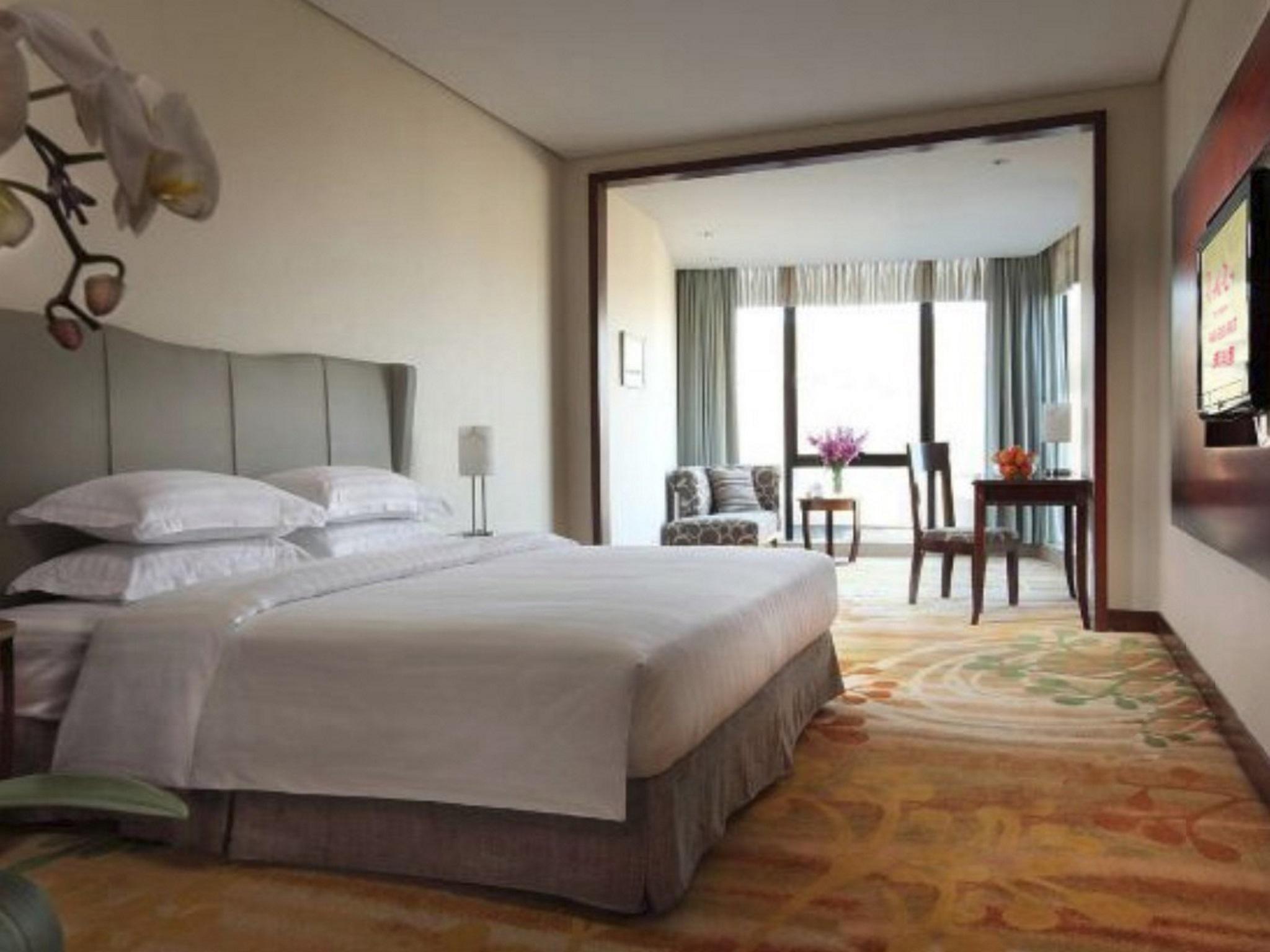Hotel Ramada By Wyndham Beijing Airport 4*