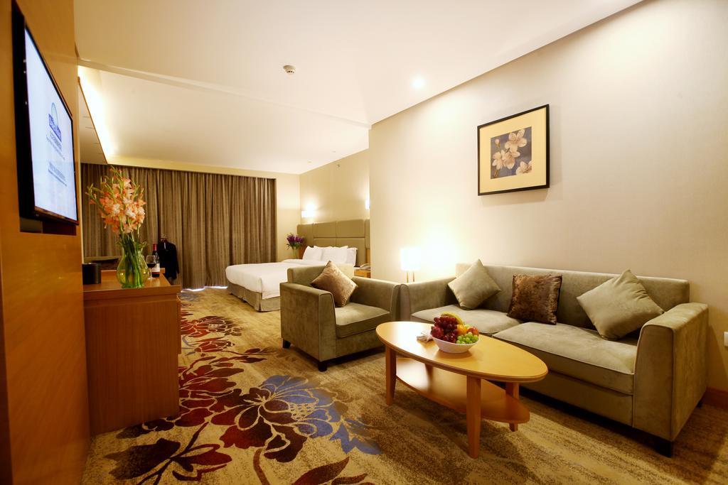 Ramada By Wyndham Beijing Airport Hotel 4*